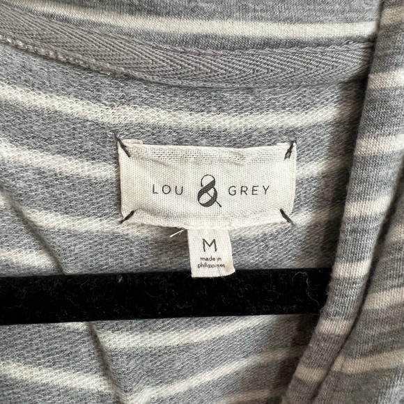 Lou and Grey Signature Soft Gray and White Striped Dress, size Medium - Picture 4 of 7